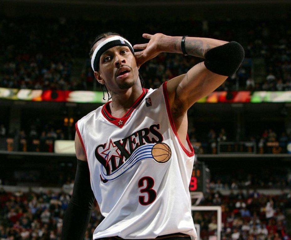 尼日利亚非洲杯大名单：奥斯梅恩领衔，卢克曼、伊沃比在列（尼日利亚公布非洲杯阵容：奥斯梅恩压阵，卢克曼、伊沃比入选）