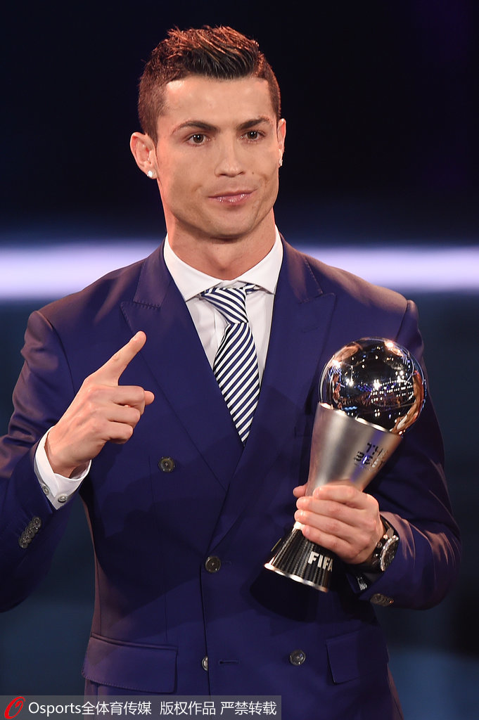 罗体：斯帕莱蒂重回那不勒斯全程遭嘘，球迷不原谅他执教尤文（罗体：斯帕莱蒂重返那不勒斯遭全场嘘声，球迷仍不原谅其执教尤文）